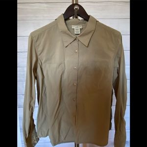 TravelSmith. Women’s Petite L Shirt. Tan color. Light & perfect for travel.